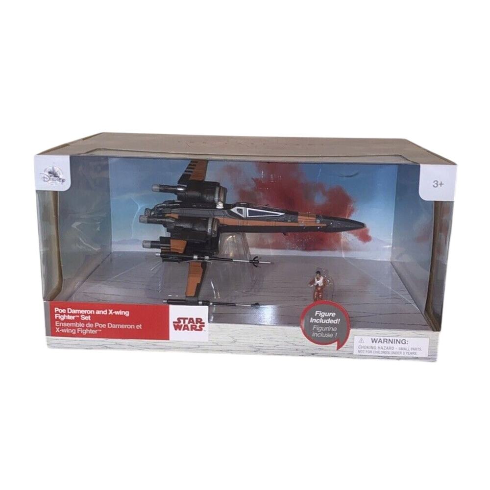 NEW Disney Store Star Wars: The Last Jedi Poe Dameron and X-wing Fighter Set